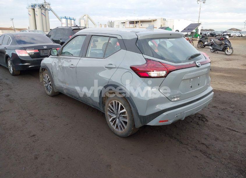 Photo 3 of 2021 Nissan Kicks SV XTRONIC CVT (VIN 3N1CP5CV6ML529185)