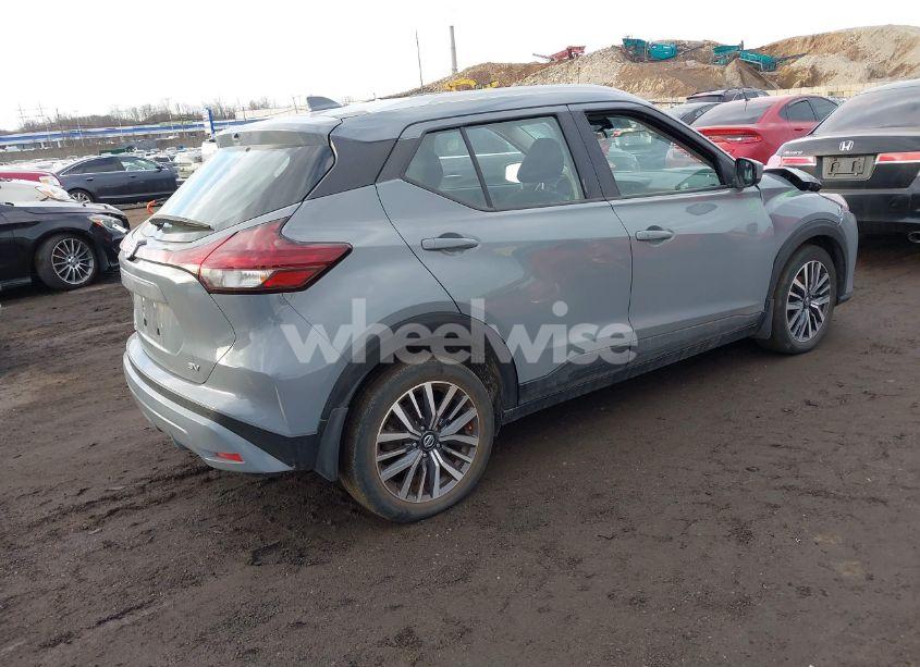 Photo 4 of 2021 Nissan Kicks SV XTRONIC CVT (VIN 3N1CP5CV6ML529185)