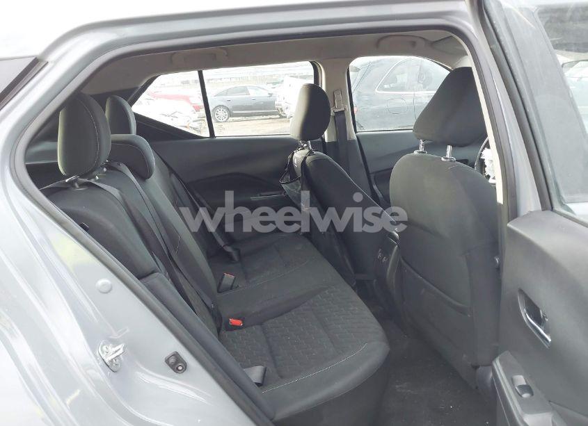 Photo 8 of 2021 Nissan Kicks SV XTRONIC CVT (VIN 3N1CP5CV6ML529185)