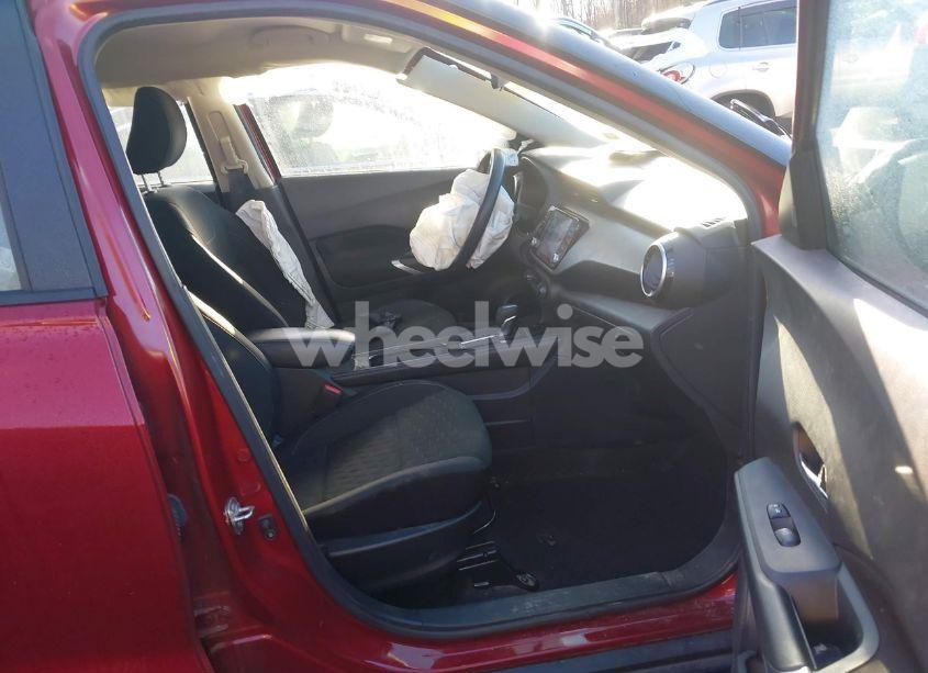 Photo 5 of 2022 Nissan Kicks SV XTRONIC CVT (VIN 3N1CP5CV6NL508287)