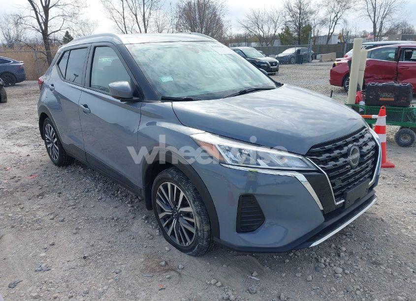 2022 Nissan Kicks SV XTRONIC CVT (VIN 3N1CP5CV6NL520147) main photo