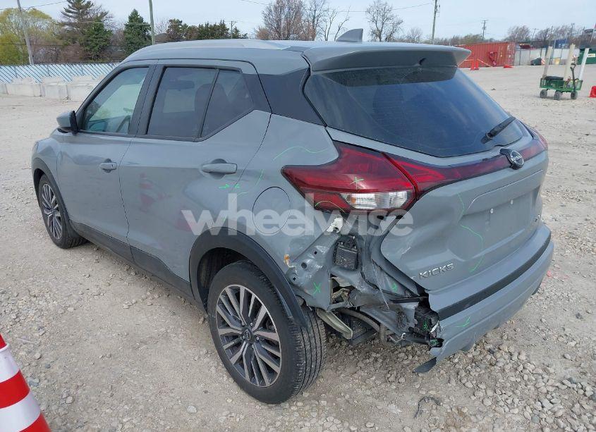 Photo 3 of 2022 Nissan Kicks SV XTRONIC CVT (VIN 3N1CP5CV6NL520147)