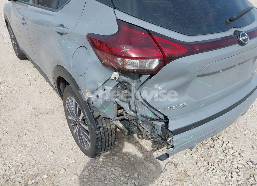 Photo 6 of 2022 Nissan Kicks SV XTRONIC CVT (VIN 3N1CP5CV6NL520147)