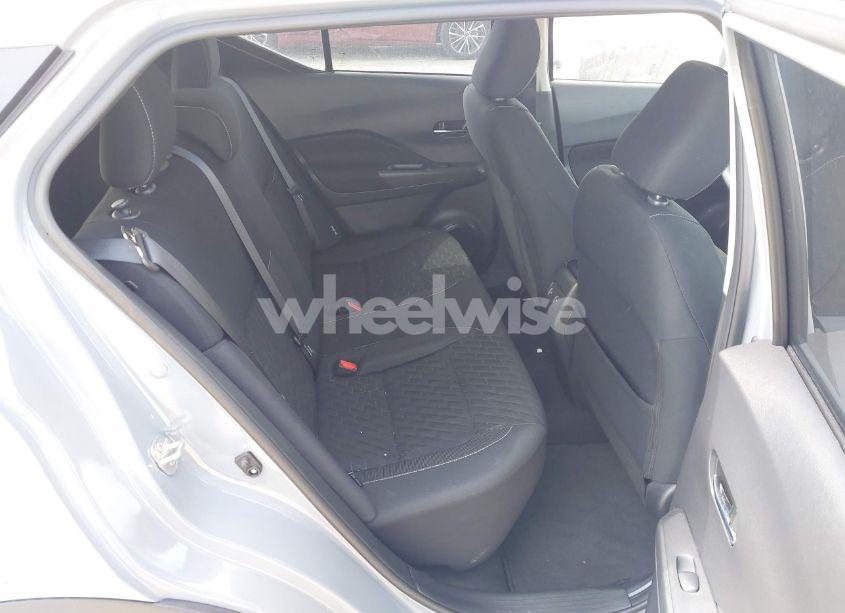 Photo 8 of 2022 Nissan Kicks SV XTRONIC CVT (VIN 3N1CP5CV6NL520147)