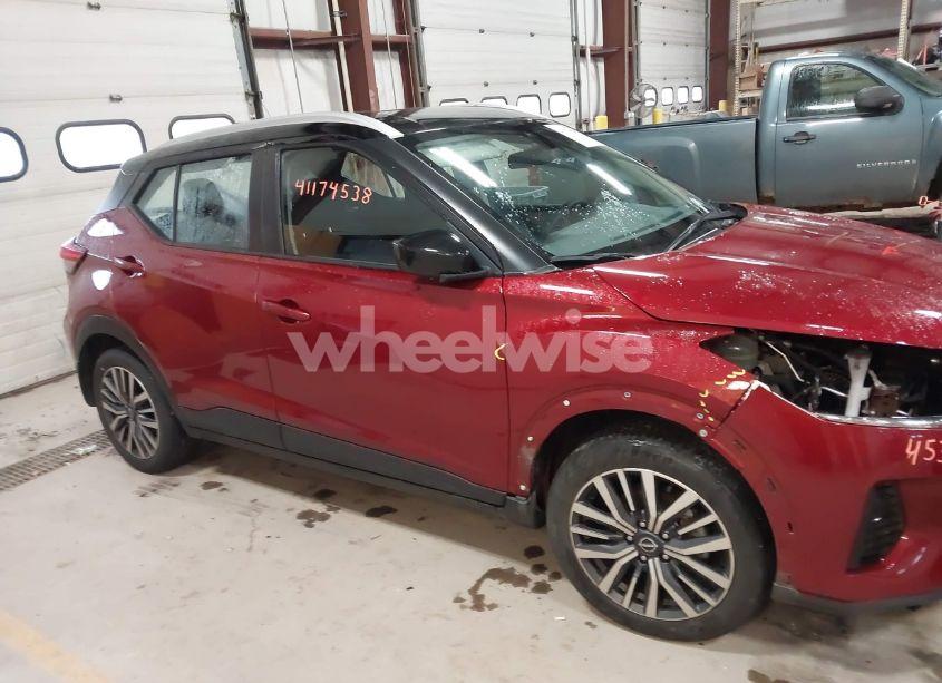Photo 14 of 2022 Nissan Kicks SV XTRONIC CVT (VIN 3N1CP5CV6NL527938)