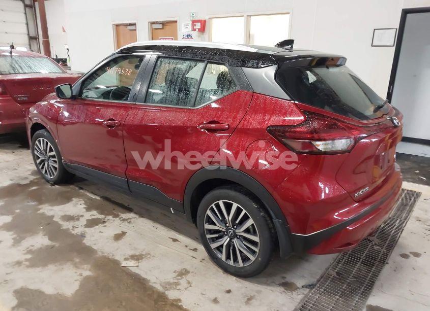 Photo 3 of 2022 Nissan Kicks SV XTRONIC CVT (VIN 3N1CP5CV6NL527938)