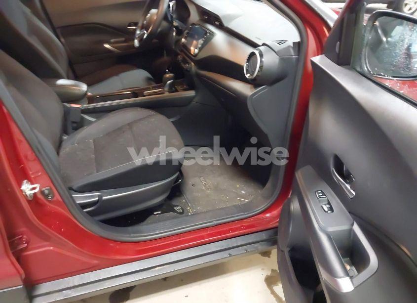 Photo 5 of 2022 Nissan Kicks SV XTRONIC CVT (VIN 3N1CP5CV6NL527938)