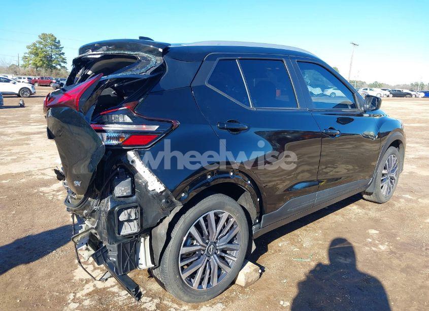 Photo 4 of 2023 Nissan Kicks SV XTRONIC CVT (VIN 3N1CP5CV6PL467713)