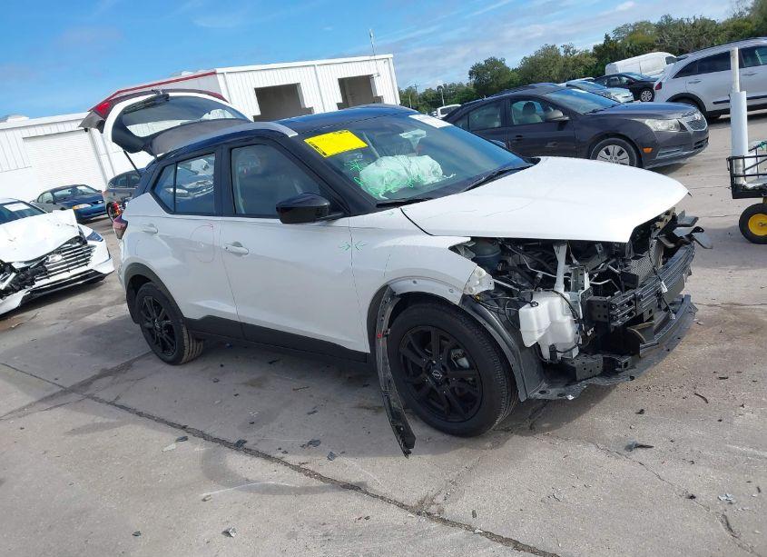 Photo 14 of 2023 Nissan Kicks SV XTRONIC CVT (VIN 3N1CP5CV6PL521253)