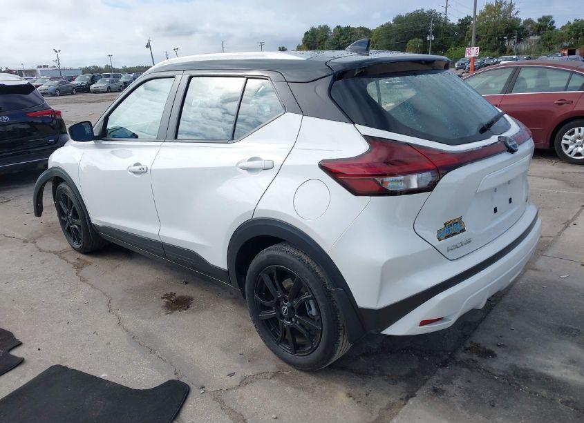 Photo 3 of 2023 Nissan Kicks SV XTRONIC CVT (VIN 3N1CP5CV6PL521253)