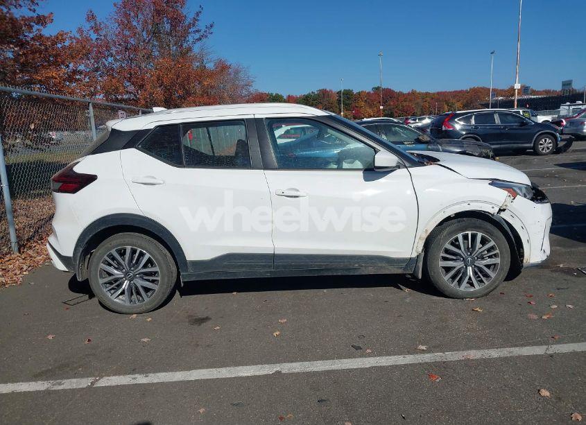 Photo 13 of 2023 Nissan Kicks SV XTRONIC CVT (VIN 3N1CP5CV6PL536836)