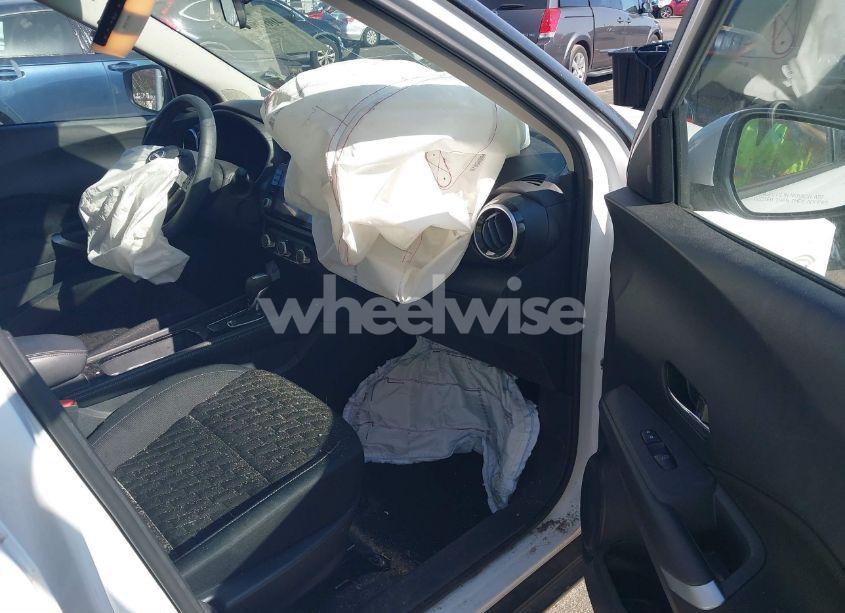 Photo 5 of 2023 Nissan Kicks SV XTRONIC CVT (VIN 3N1CP5CV6PL536836)