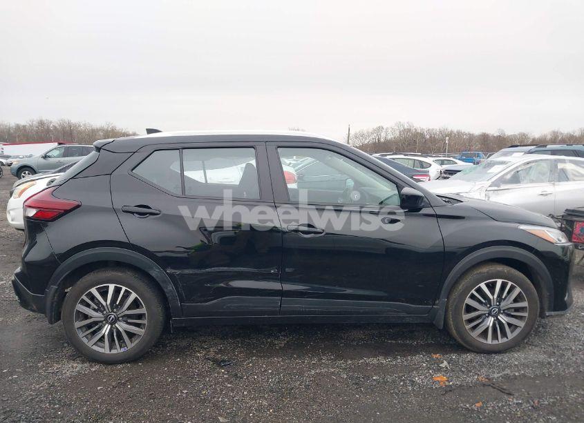 Photo 13 of 2023 Nissan Kicks SV XTRONIC CVT (VIN 3N1CP5CV6PL572073)