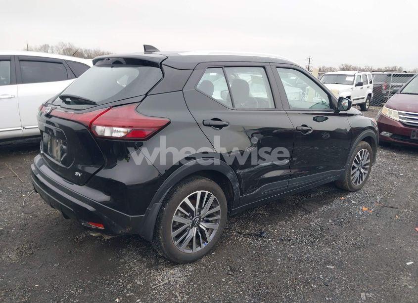 Photo 4 of 2023 Nissan Kicks SV XTRONIC CVT (VIN 3N1CP5CV6PL572073)