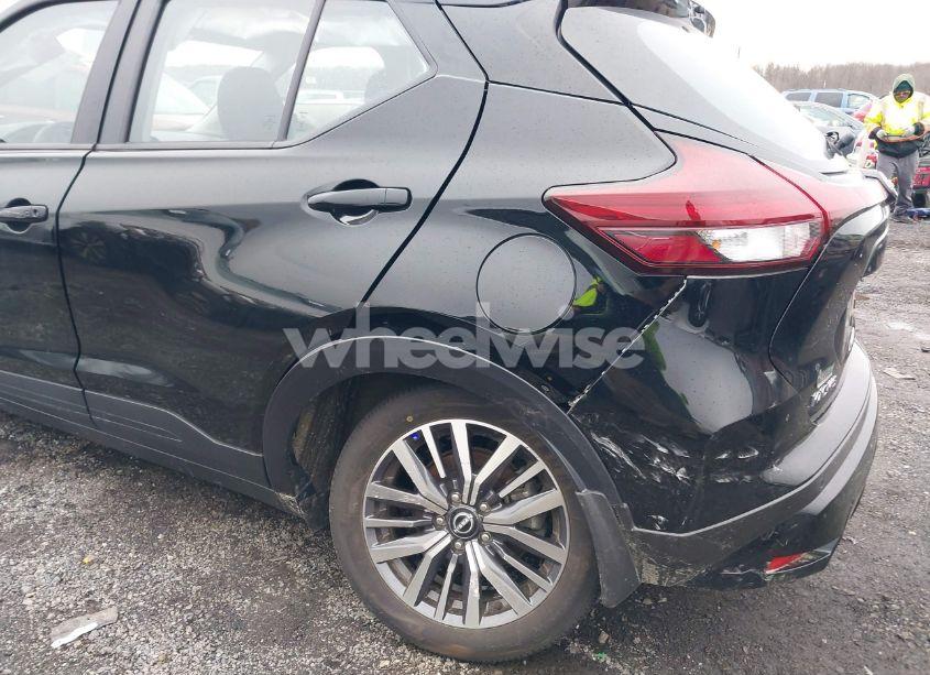 Photo 6 of 2023 Nissan Kicks SV XTRONIC CVT (VIN 3N1CP5CV6PL572073)