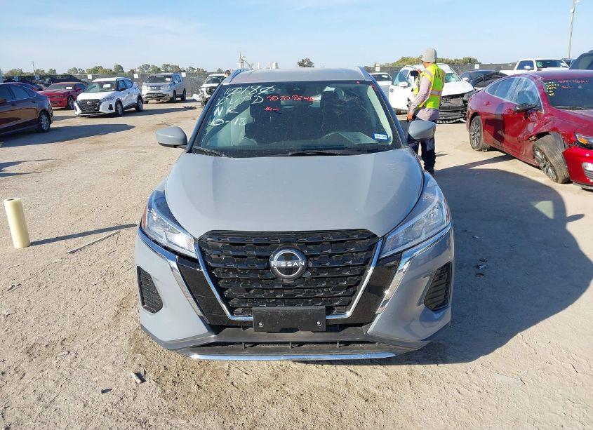 Photo 12 of 2024 Nissan Kicks SV XTRONIC CVT (VIN 3N1CP5CV6RL510191)