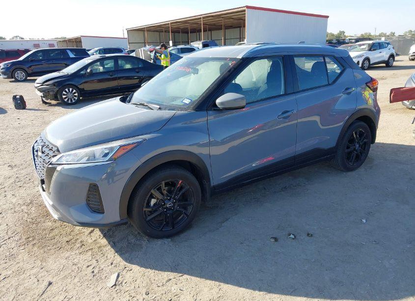 Photo 2 of 2024 Nissan Kicks SV XTRONIC CVT (VIN 3N1CP5CV6RL510191)