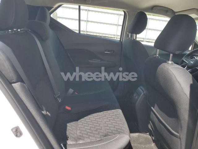 Photo 4 of 2024 NISSAN KICKS SV N/A (VIN 3N1CP5CV6RL524592)