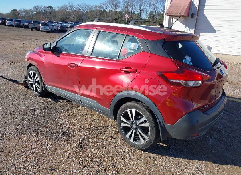 Photo 3 of 2020 Nissan Kicks SV XTRONIC CVT (VIN 3N1CP5CV7LL486250)