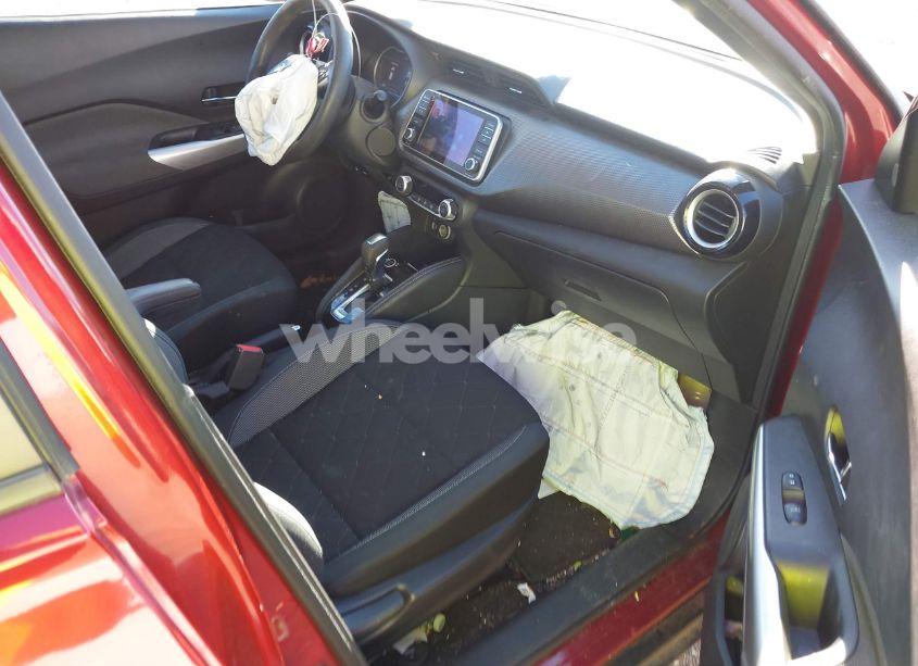 Photo 5 of 2020 Nissan Kicks SV XTRONIC CVT (VIN 3N1CP5CV7LL486250)