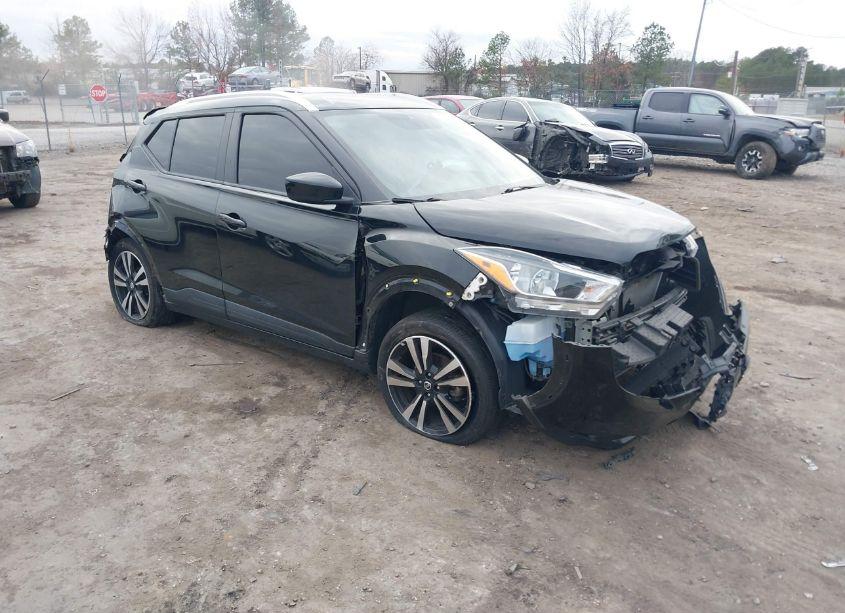 2020 Nissan Kicks SV XTRONIC CVT (VIN 3N1CP5CV7LL527010) main photo