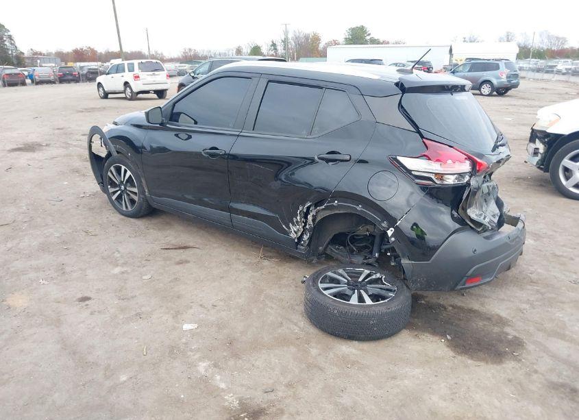 Photo 3 of 2020 Nissan Kicks SV XTRONIC CVT (VIN 3N1CP5CV7LL527010)