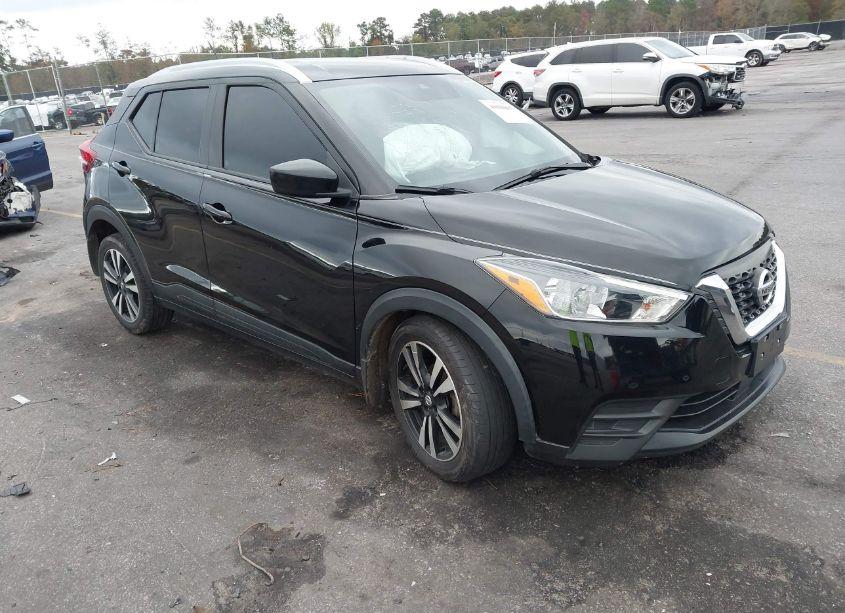 2020 Nissan Kicks SV XTRONIC CVT (VIN 3N1CP5CV7LL528254) main photo