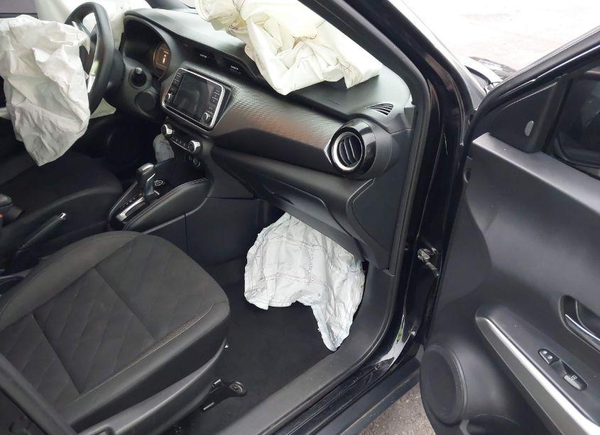 Photo 5 of 2020 Nissan Kicks SV XTRONIC CVT (VIN 3N1CP5CV7LL528254)