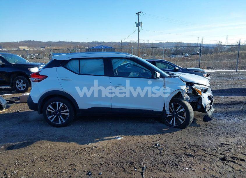 Photo 13 of 2020 Nissan Kicks SV XTRONIC CVT (VIN 3N1CP5CV7LL546348)