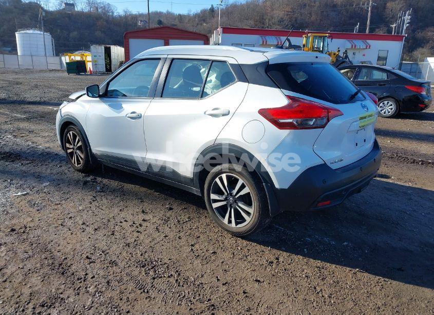 Photo 3 of 2020 Nissan Kicks SV XTRONIC CVT (VIN 3N1CP5CV7LL546348)