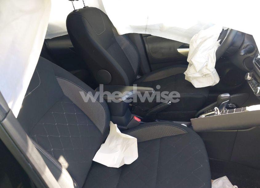 Photo 5 of 2020 Nissan Kicks SV XTRONIC CVT (VIN 3N1CP5CV7LL556796)