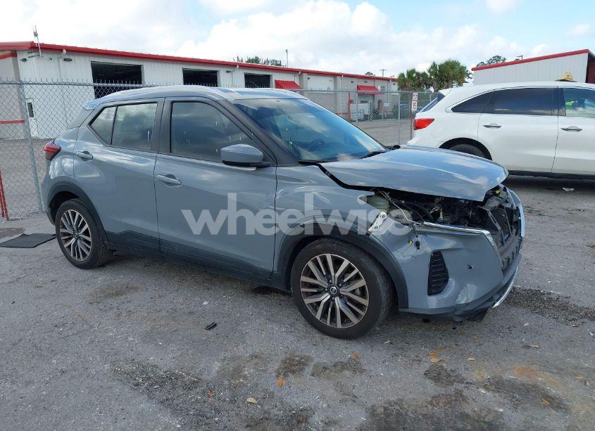 2021 Nissan Kicks SV XTRONIC CVT (VIN 3N1CP5CV7ML525730) main photo