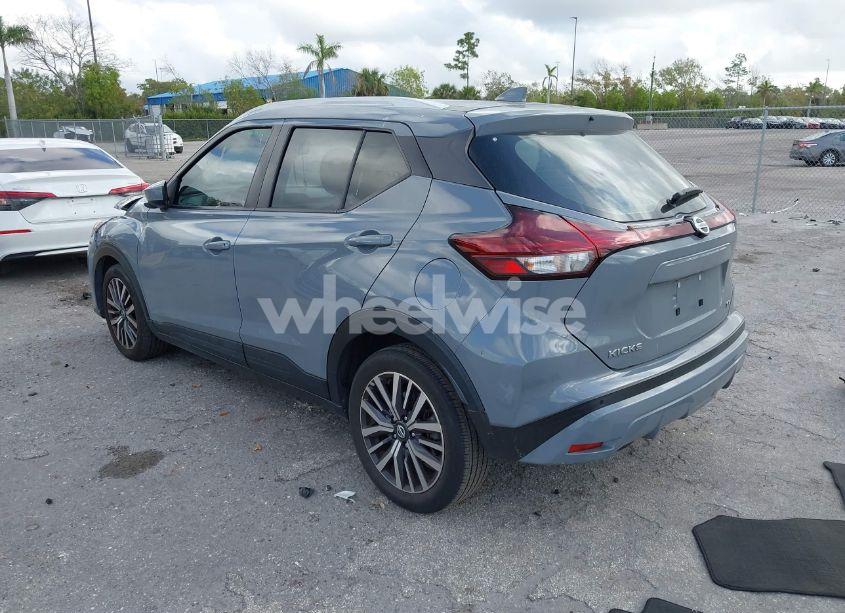 Photo 3 of 2021 Nissan Kicks SV XTRONIC CVT (VIN 3N1CP5CV7ML525730)