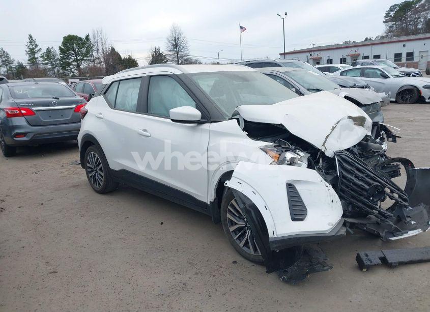 2022 Nissan Kicks SV XTRONIC CVT (VIN 3N1CP5CV7NL493279) main photo