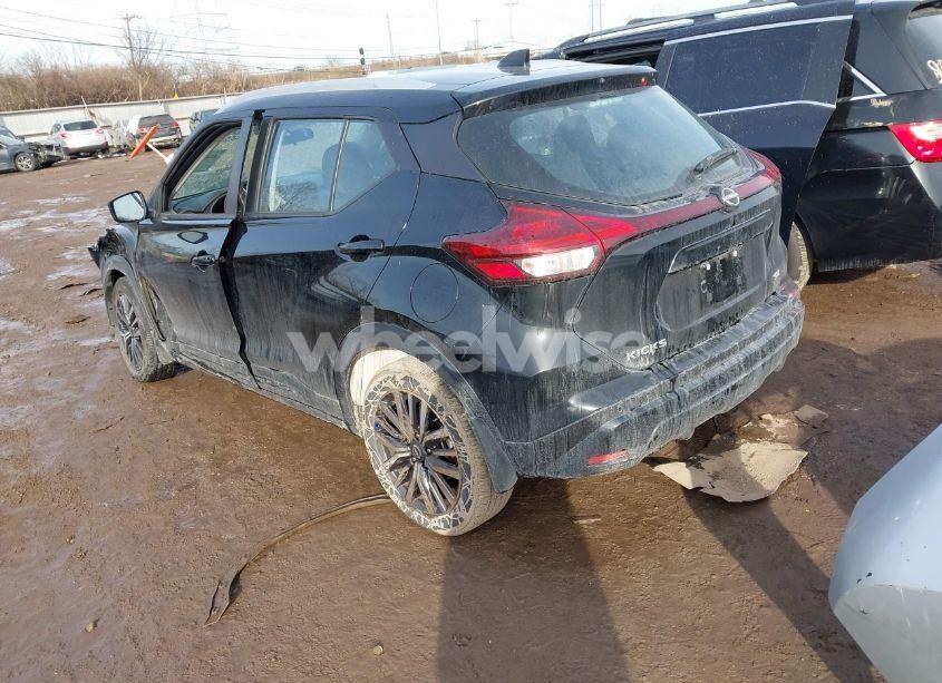 Photo 3 of 2023 Nissan Kicks SV XTRONIC CVT (VIN 3N1CP5CV7PL531094)