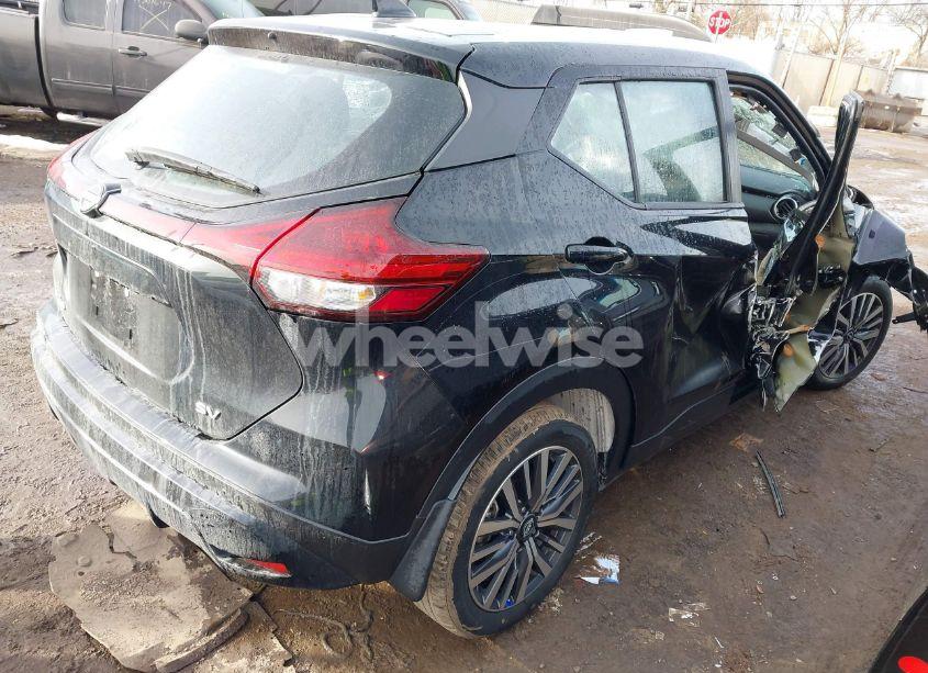 Photo 4 of 2023 Nissan Kicks SV XTRONIC CVT (VIN 3N1CP5CV7PL531094)