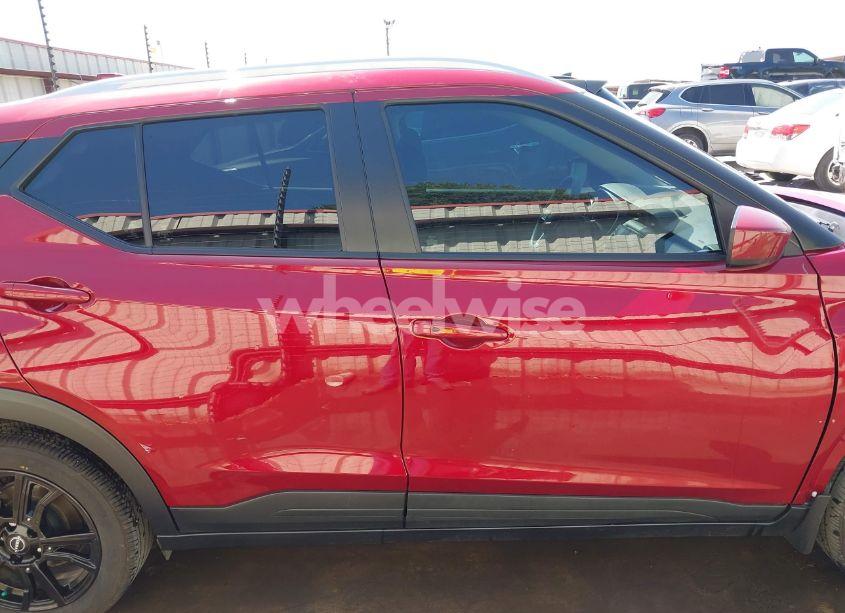 Photo 14 of 2024 Nissan Kicks SV XTRONIC CVT (VIN 3N1CP5CV7RL470414)