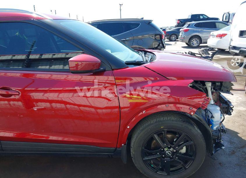 Photo 20 of 2024 Nissan Kicks SV XTRONIC CVT (VIN 3N1CP5CV7RL470414)