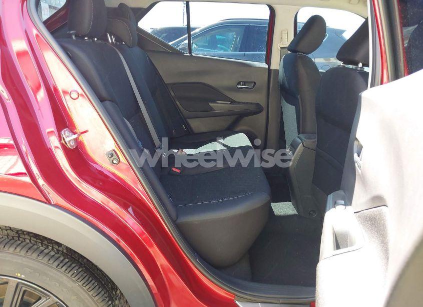 Photo 8 of 2024 Nissan Kicks SV XTRONIC CVT (VIN 3N1CP5CV7RL470414)