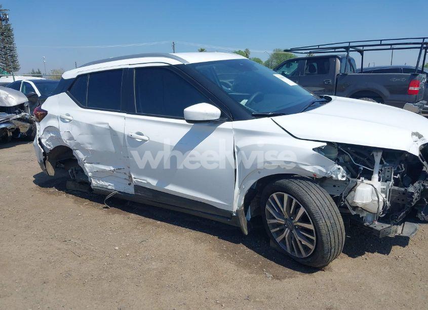 Photo 14 of 2024 Nissan Kicks SV XTRONIC CVT (VIN 3N1CP5CV7RL573977)