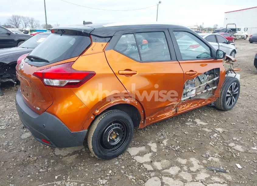 Photo 4 of 2020 Nissan Kicks SV XTRONIC CVT (VIN 3N1CP5CV8LL505923)