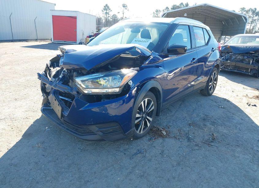 Photo 2 of 2020 Nissan Kicks SV XTRONIC CVT (VIN 3N1CP5CV8LL535911)