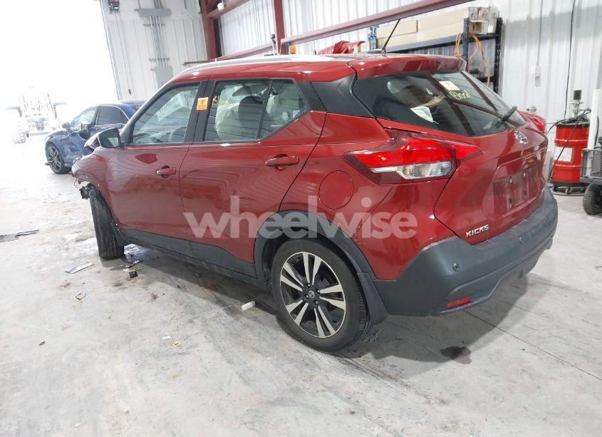 Photo 3 of 2020 Nissan Kicks SV XTRONIC CVT (VIN 3N1CP5CV8LL561098)
