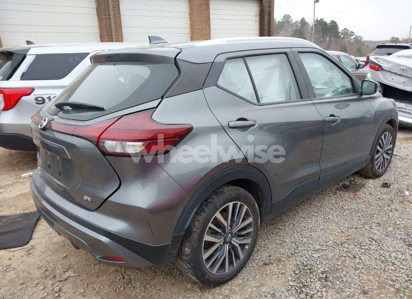 Photo 4 of 2021 Nissan Kicks SV XTRONIC CVT (VIN 3N1CP5CV8ML471788)