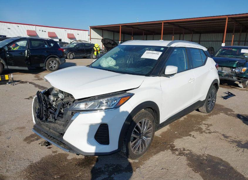 Photo 2 of 2021 Nissan Kicks SV (VIN 3N1CP5CV8ML534064)