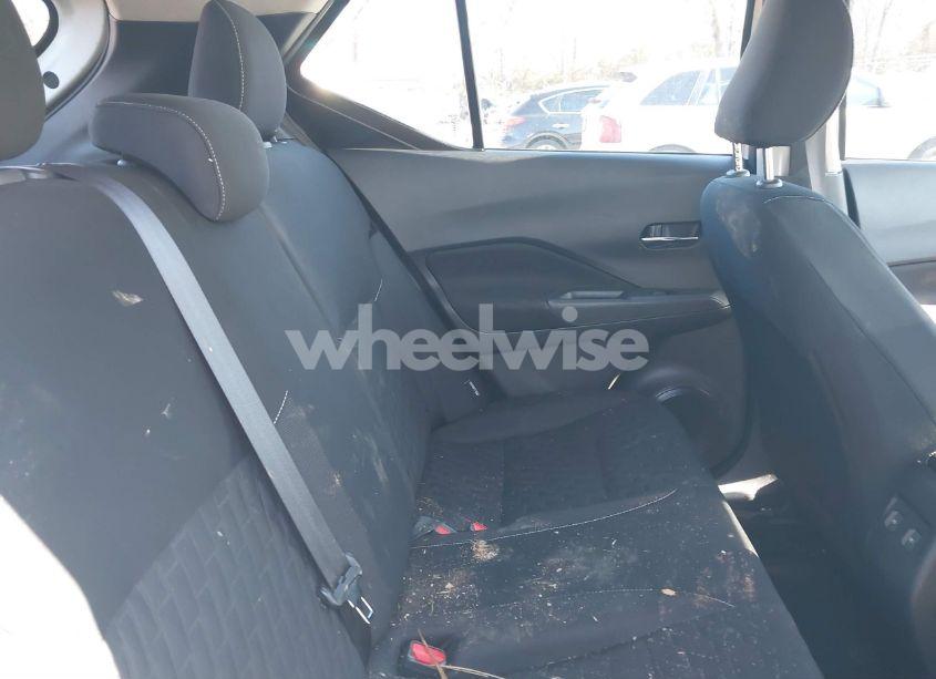 Photo 8 of 2022 Nissan Kicks SV XTRONIC CVT (VIN 3N1CP5CV8NL483151)