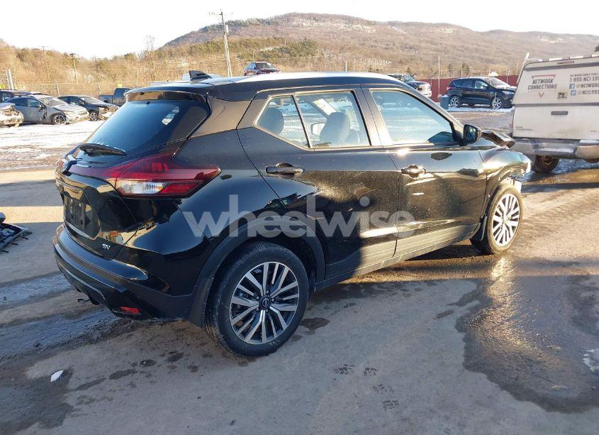 Photo 4 of 2023 Nissan Kicks SV XTRONIC CVT (VIN 3N1CP5CV8PL540760)