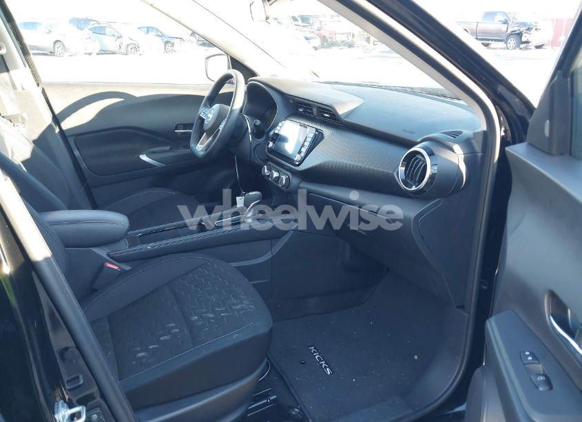 Photo 5 of 2023 Nissan Kicks SV XTRONIC CVT (VIN 3N1CP5CV8PL540760)