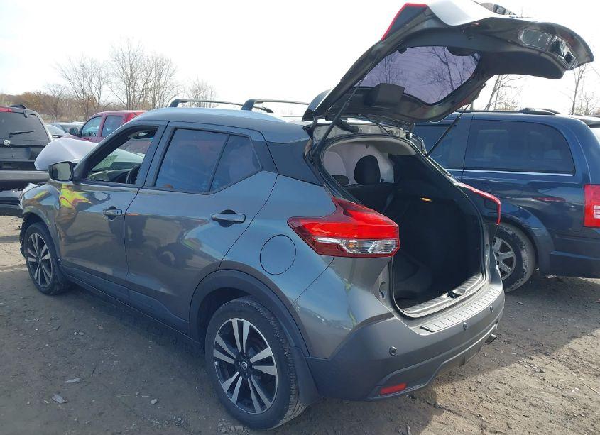 Photo 3 of 2020 Nissan Kicks SV XTRONIC CVT (VIN 3N1CP5CV9LL509687)