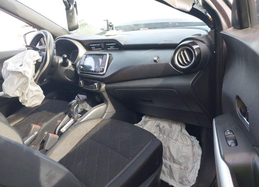 Photo 5 of 2020 Nissan Kicks SV XTRONIC CVT (VIN 3N1CP5CV9LL509687)